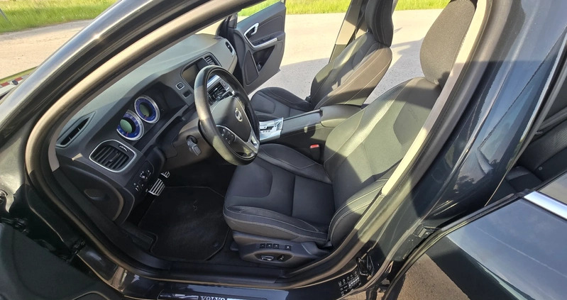 Volvo S60 cena 43900 przebieg: 227000, rok produkcji 2011 z Lublin małe 562
